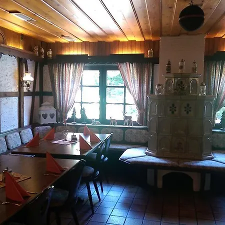 Restaurant Bayernstube Szálloda 3*